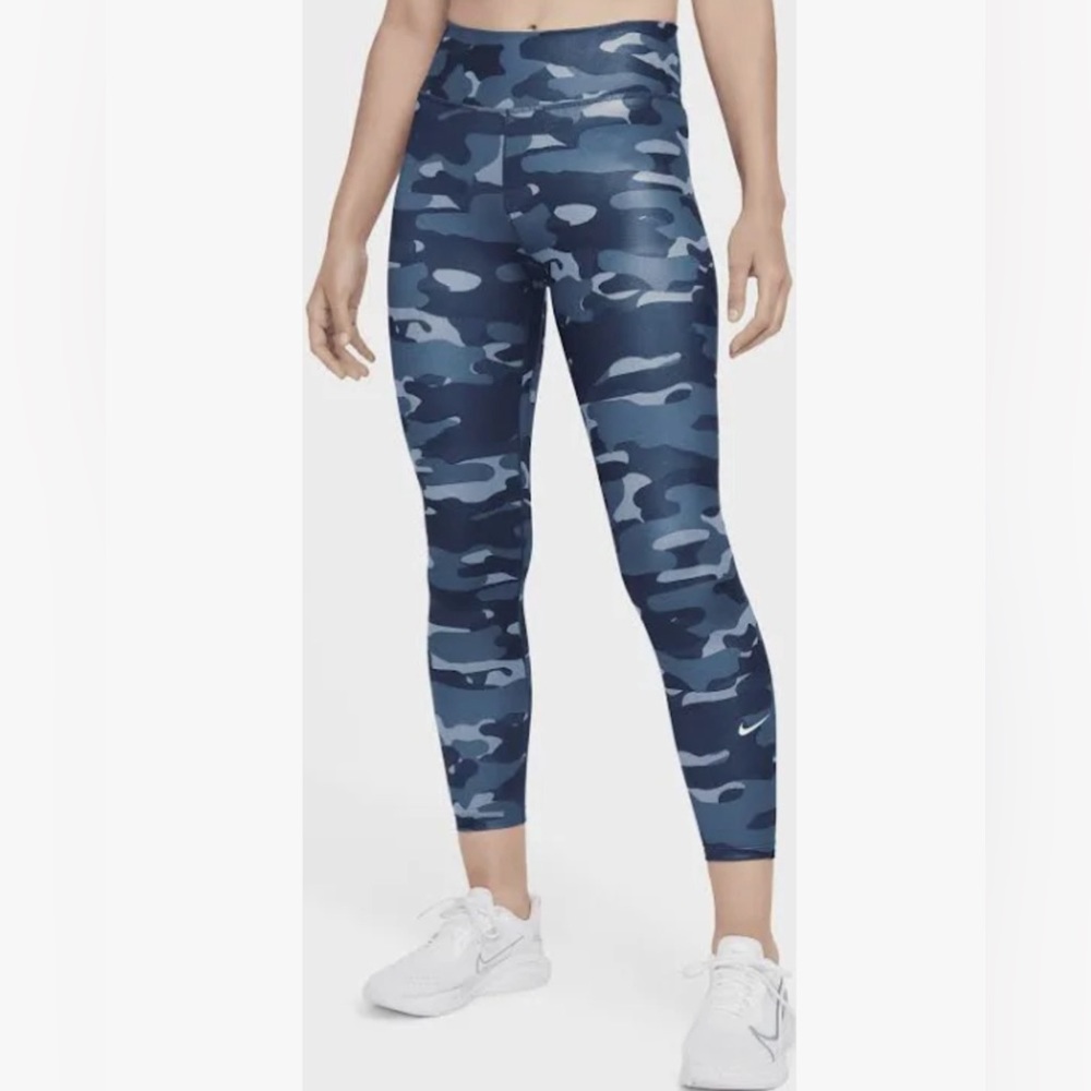 NWT Nike Dri-FIT Mid-Rise Camo Leggings - Size XS